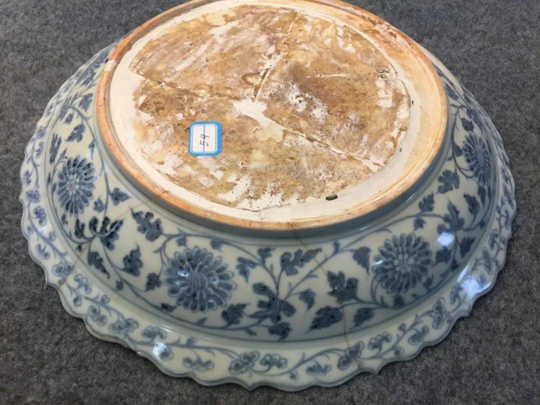 玩瓷器必看:瓷器老化痕迹鉴定119条_古瓷_金属光_火石