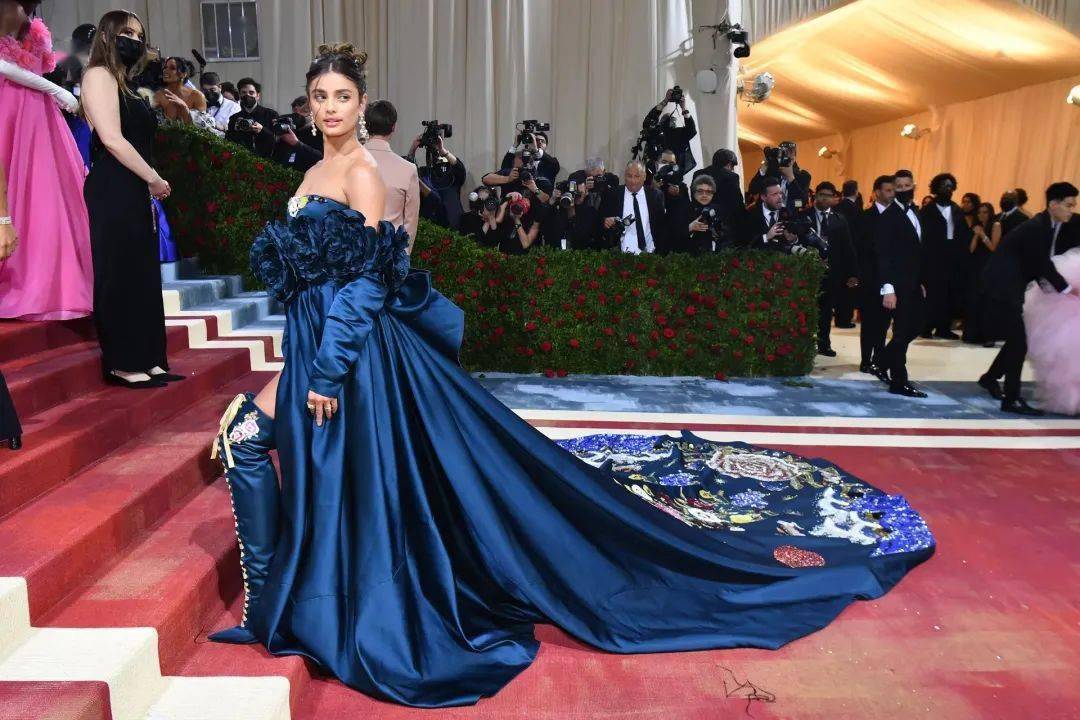 autumnfalls美国影星,美国sanfrancisco 关于2022 met gala主题背后的故事在美国:时尚选集正如其名,镀金时代