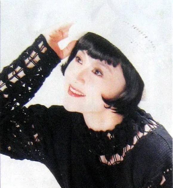 54岁金梦美貌不输朱琳,当红时嫁给同学淡出娱乐圈,夫妻至今恩爱_荧屏