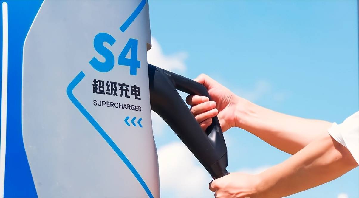 小鹏g9的超快充真有这么牛?_搜狐汽车_搜狐网