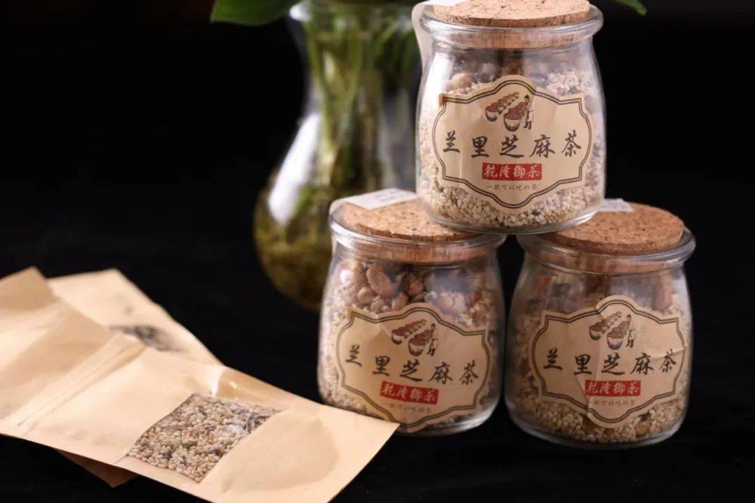又能亲自体验制作过程,文化和芝麻茶的功效和意义,让客人既了解兰里
