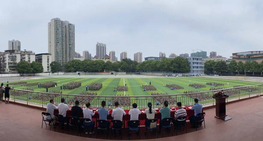 空军95871部队赵永平主任,衡阳市八中黄晓琳副校长,工会陈林兴主席