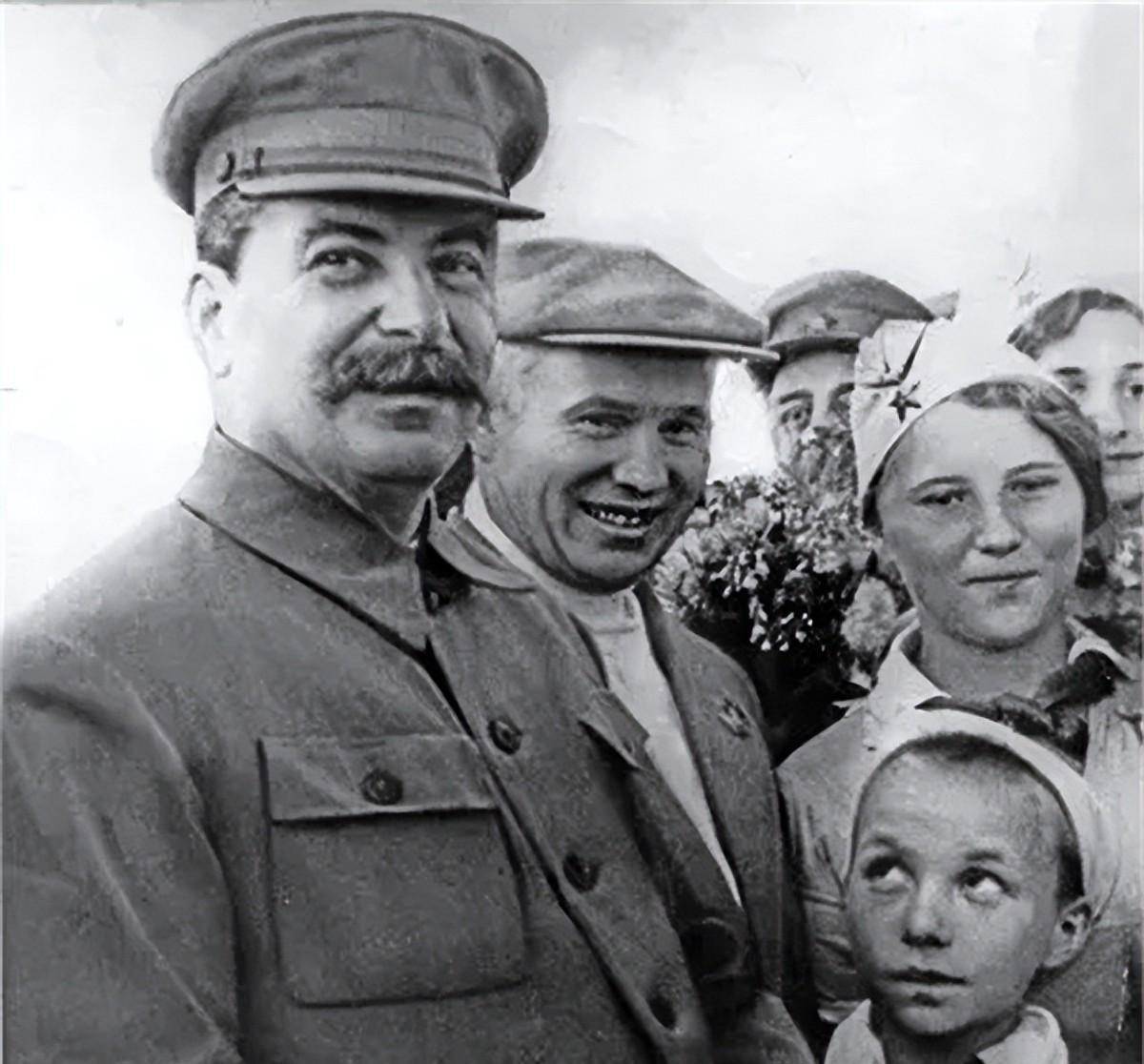 斯大林身高 来自搜狐网