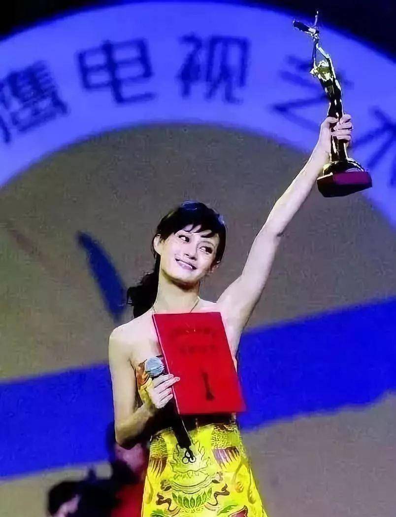 �ݡ�С���������˸�ͬ���ܵ�6λŮ����ɺ衢����ơ���ٳ ...