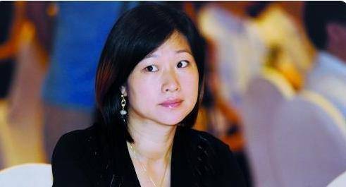 中国乒坛第一美女:20岁得奥运金牌,后出走台,成国乒头号敌人_陈静