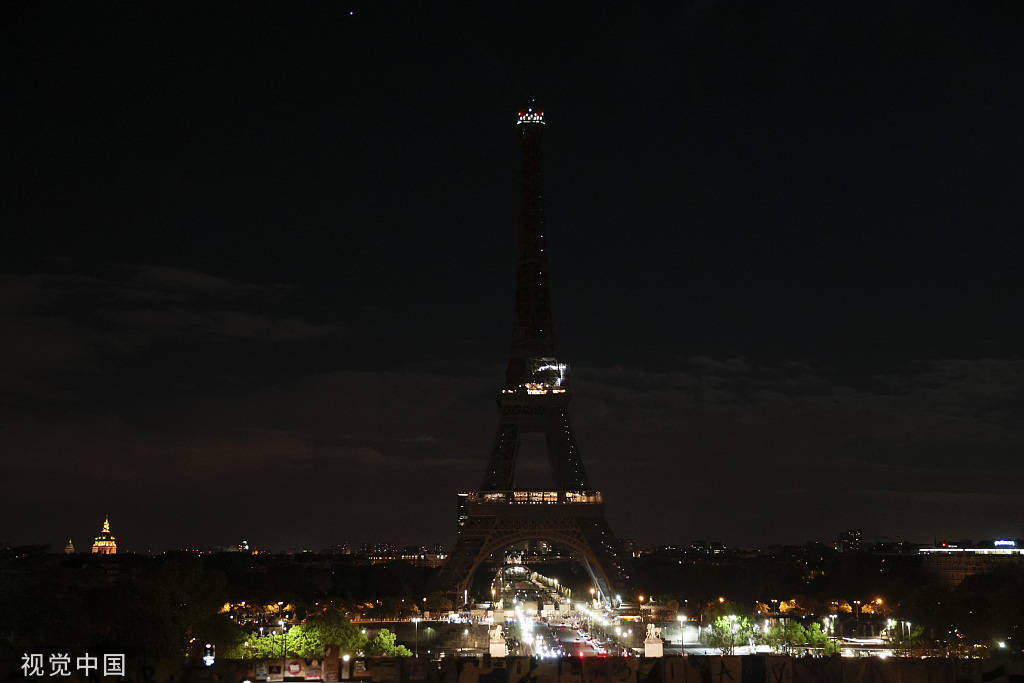 为节能，巴黎市长宣布埃菲尔铁塔等地标建筑提前熄灯