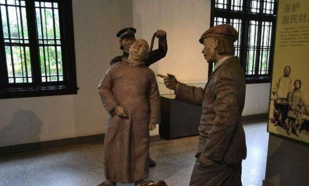 大清灭亡后,为何满人排队剪辫子,而汉人却宁死不剪!_统治_老百姓_清朝