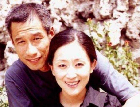 陈瑾:56岁单身未嫁,和哥哥约定不结婚,今兄妹俩承诺相伴终老_父亲_小