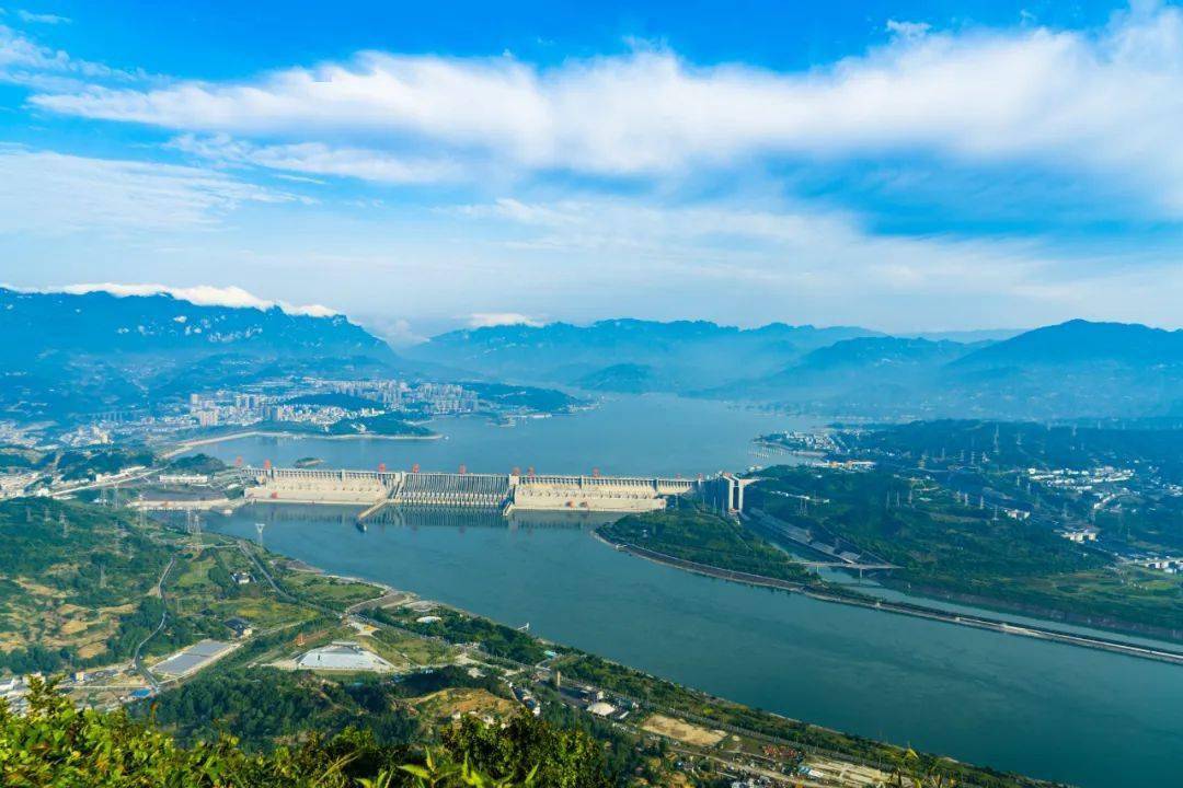 三峡大坝旅游区严格按照实名制分时预约方式进行旅游接待