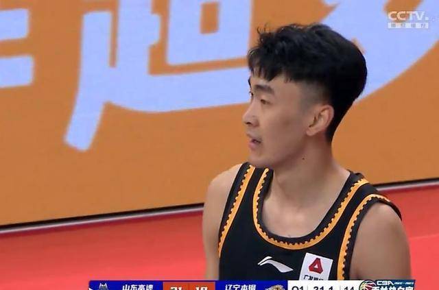 高诗妍大胜郭艾伦,半场结束辽宁领先1分,杨明怒骂丛铭辰_得分_比赛
