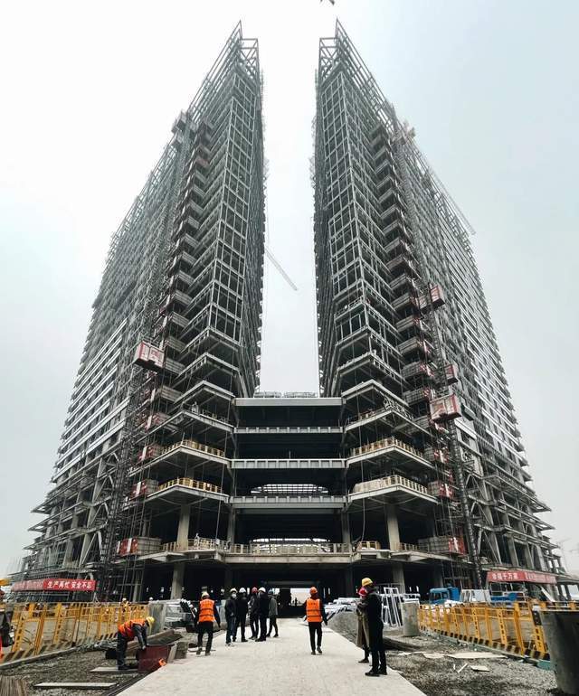 浦东铁塔做实党建"四心"品牌 助力构筑数字化底座_建设_通信_服务