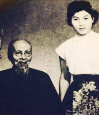 成都蒲江县（原创
            民国大师，妻子刚去世就娶18岁美女，连生8娃，93岁又娶22岁护士）