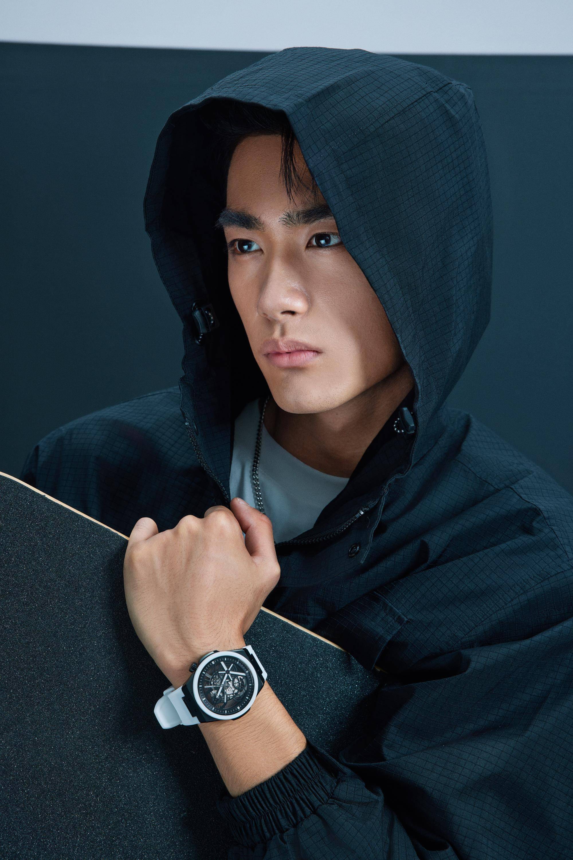 ˫����·X��е�ֱ����������ڲ�ͬ�Ļ�е����