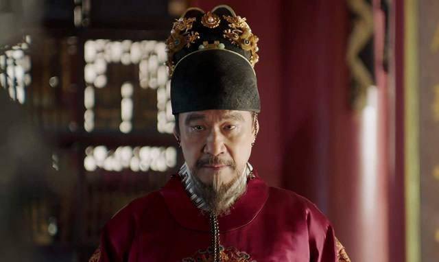 张氏分娩前夕,成祖梦见太祖,授以大圭,镌有"传之子孙永世其昌"八大字