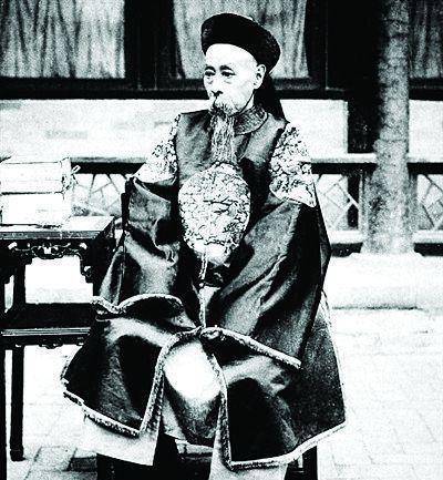 清朝一共封了多少个铁帽子王,哪个最厉害_多尔衮_宗室_世袭