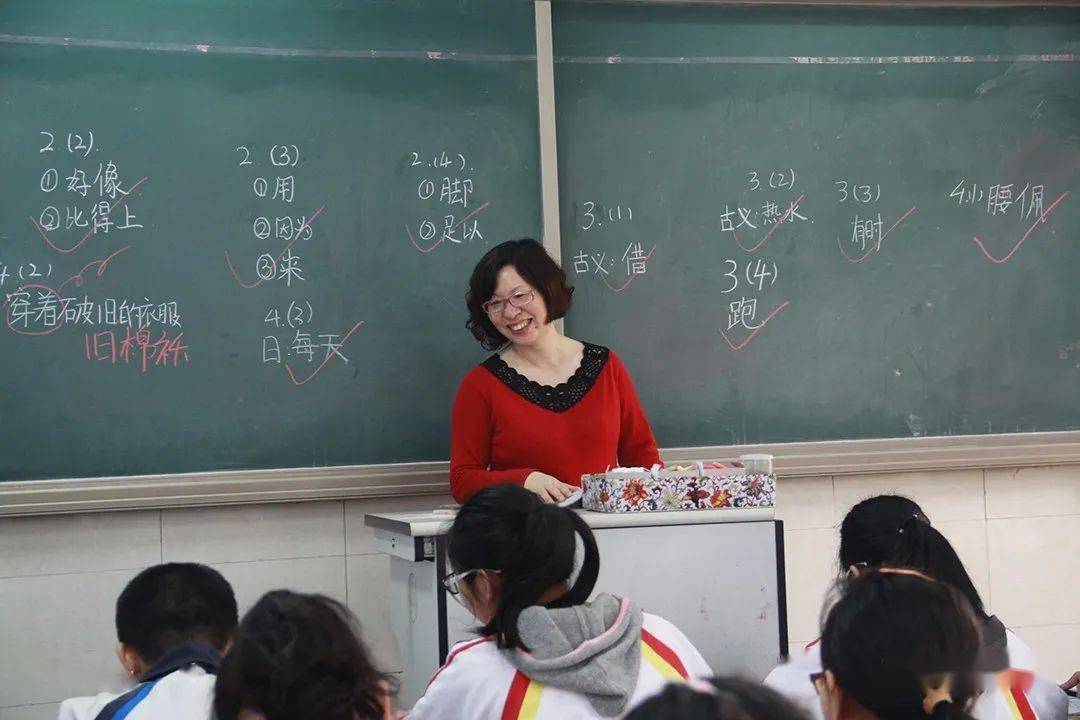 特级教师杨卫平的成长故事：岁月轻轻流过  初一作文 第3张