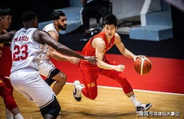 中国男篮VS伊朗：3大奇兵拯救杜锋，周鹏再当队长，MVP三分发威