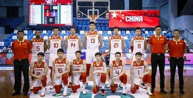 中国男篮VS巴林：杜锋辞别战局，中国队取胜毫无悬念