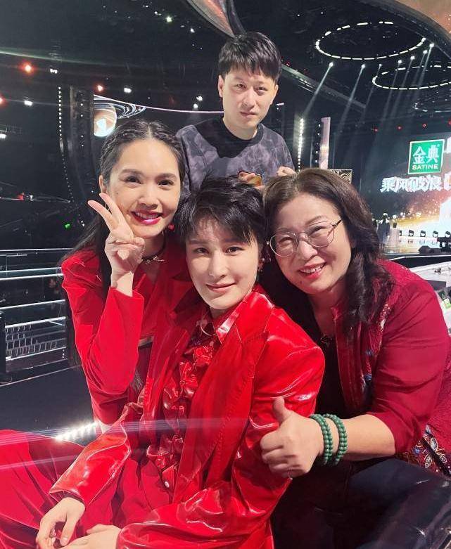 �����2������ҹ�����ϼ�������ֳ�׷�ǣ����Ű�֥�ȿ��ĺ�Ӱ