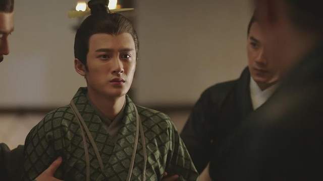 司马师临终时,为什么传位给司马昭,而不是自己的儿子呢?