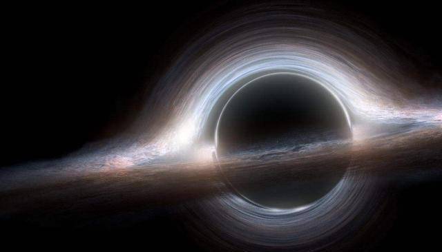 宇宙自己就是一个黑洞？莫非我们不断生活在黑洞里面？