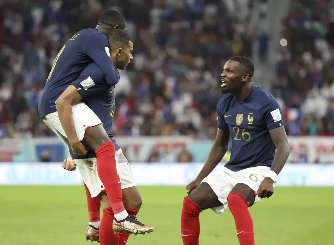 卡塔尔世界杯英格兰VS法国14决赛前瞻及比分预测