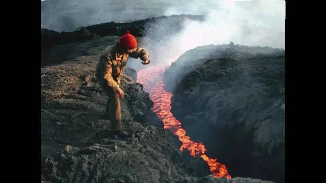 纪录片《火山挚恋》：即便归于尘土，我心永久