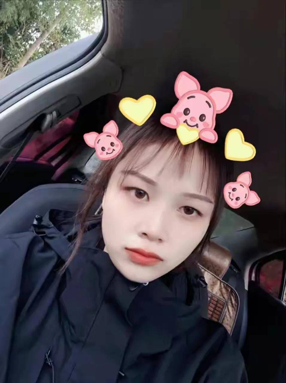 原创阳性女子荒野隔离:大棚里打地铺，网友称星空大房还是全景天窗