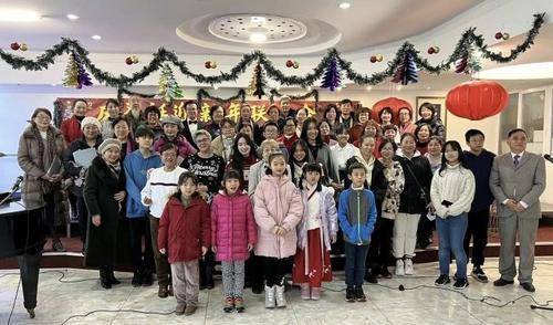 匈牙利华侨华人社团举办迎新年联欢活动