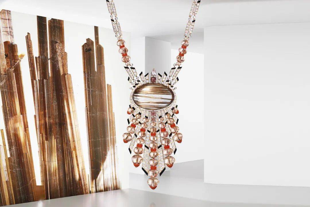 �������𣿾�Ȼ�е��ں�����ñ�ʯ�����죡