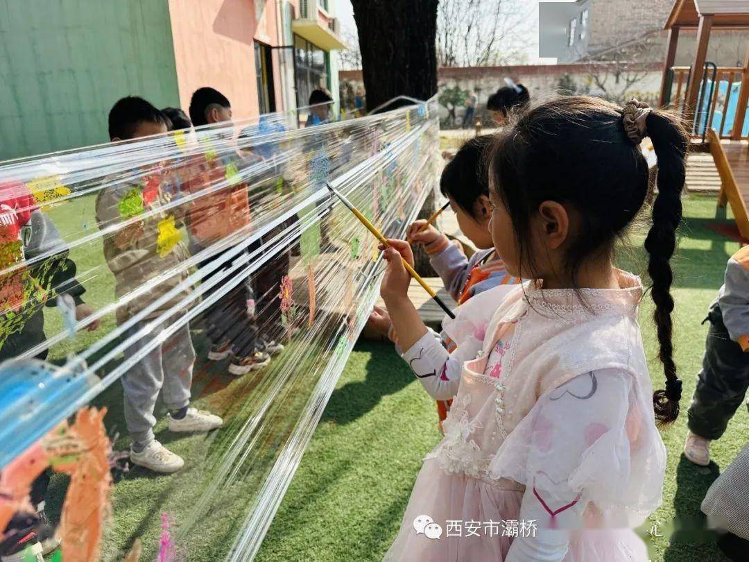 灞桥区狄寨街道中心幼儿园植树节活动