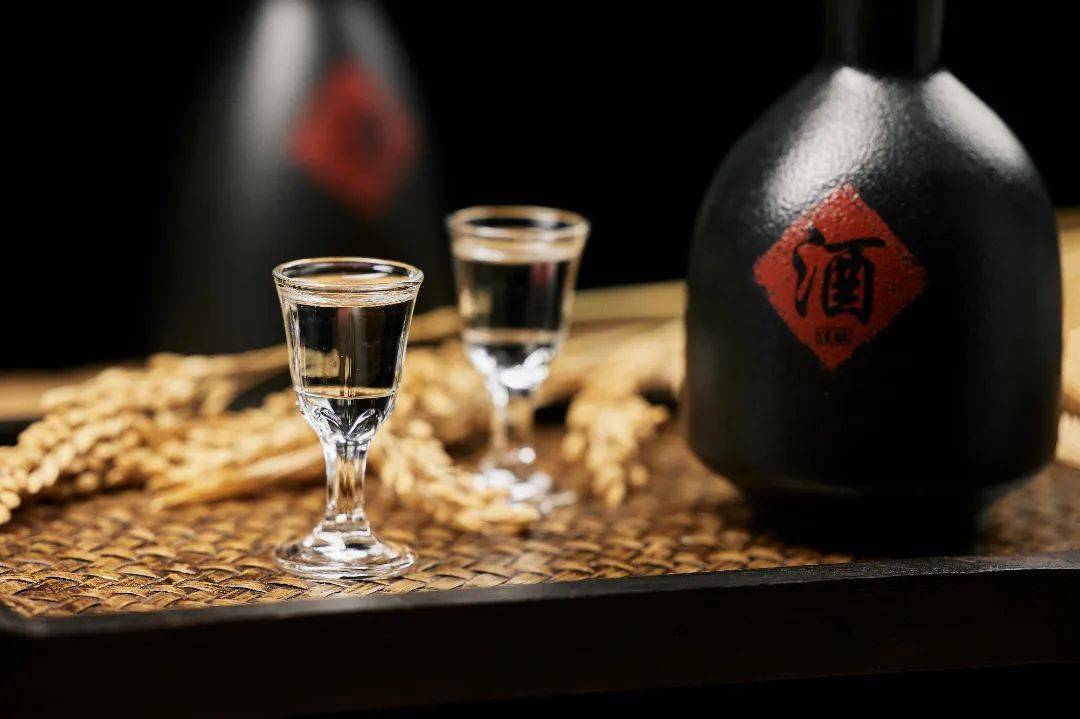 前人酒量大揭秘！也许你能喝赢酒李白、武松？