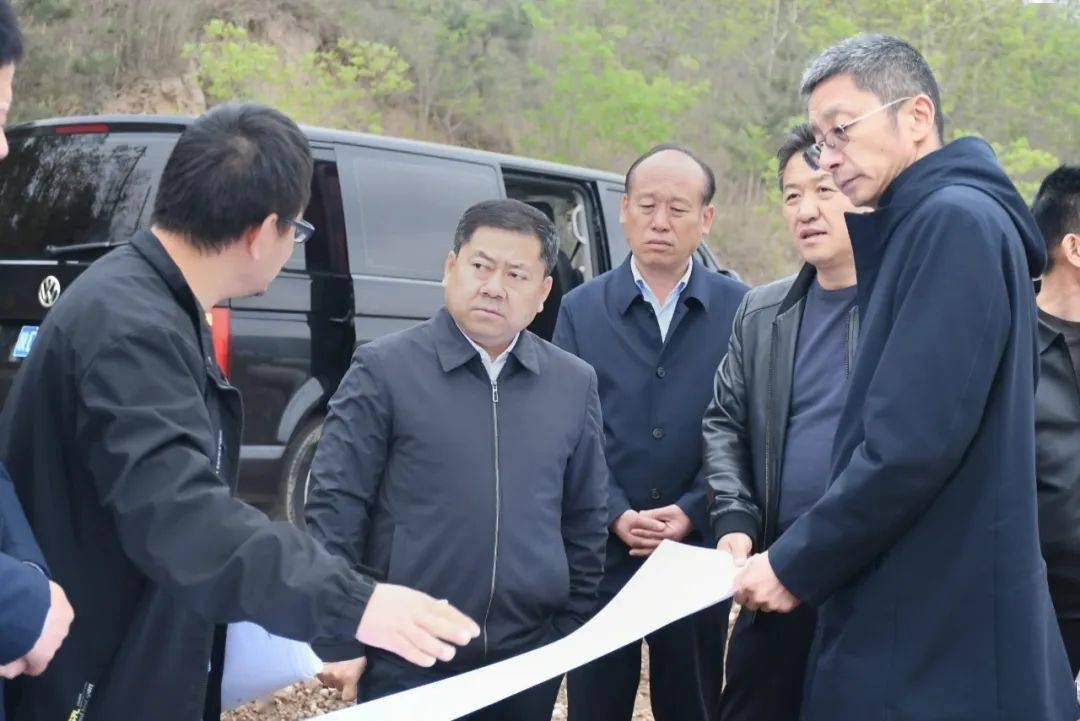 ​师虎检查重点项目推进情况