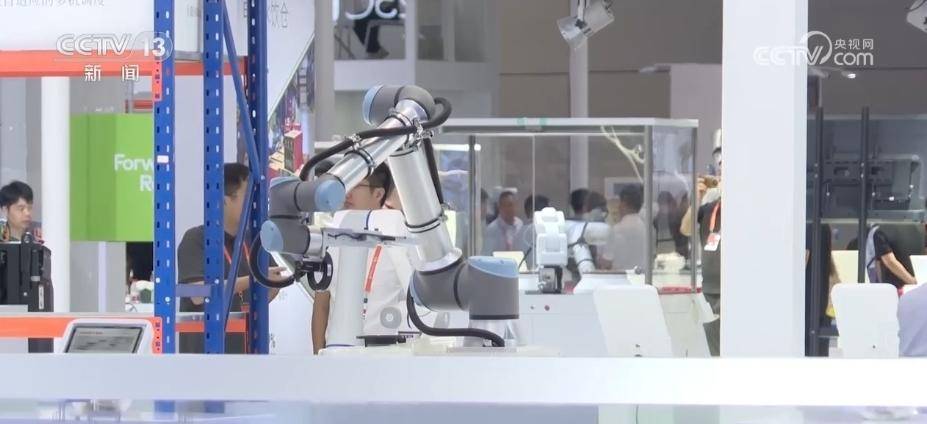 多款国产机器人亮相工博会 焊接机器人核心零配国产化率提升(图8)
