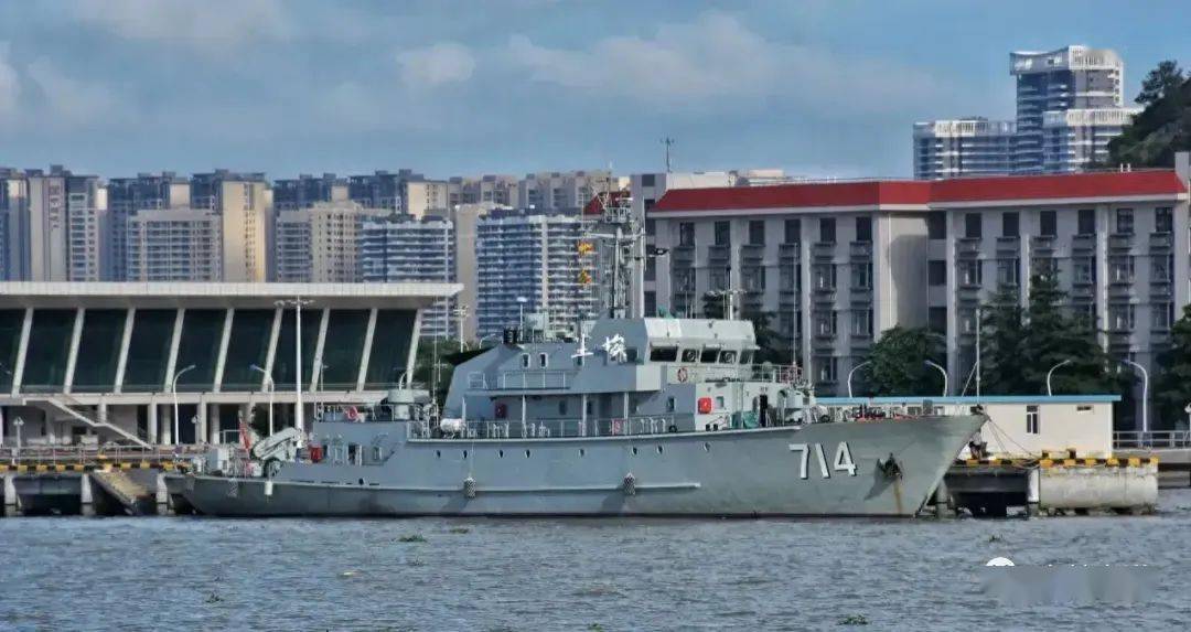 中国海军舰艇之吉林籍舰艇：2驱2护1登陆1补给（含退役）