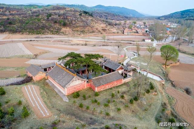 和顺县的这座香山寺,始建于北宋熙宁三年
