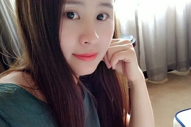 气质上乘，内外兼具，倍受异性青睐的四个星座女_女生