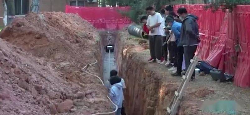 中山大学疑现神秘古墓 现场多图曝光