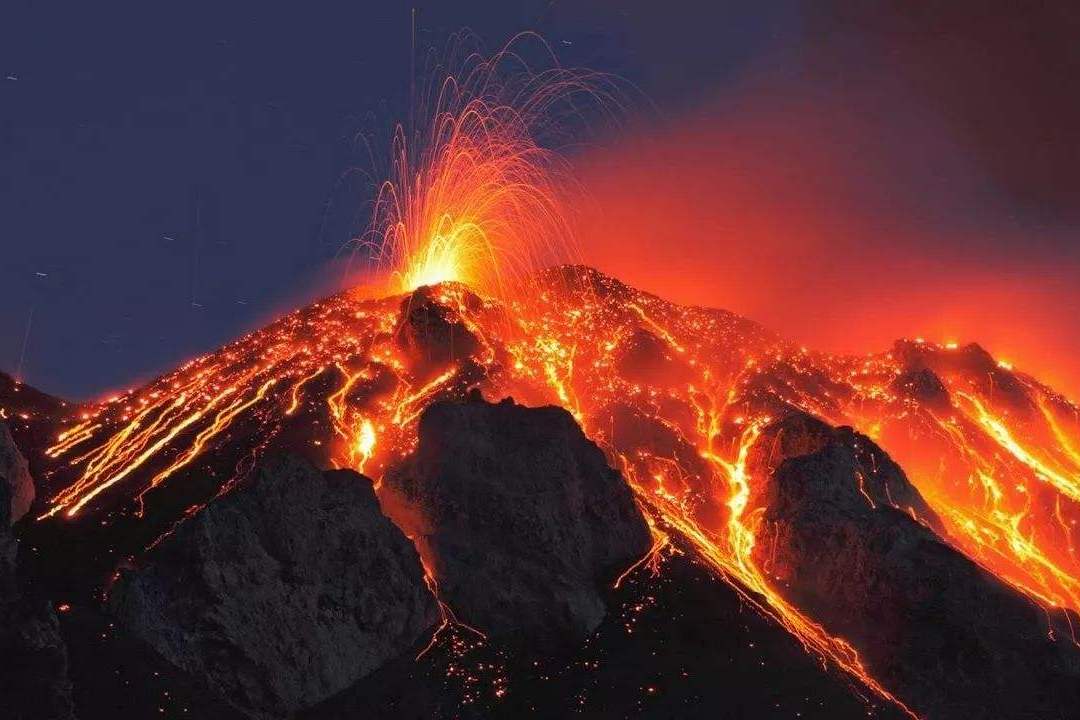 原创 可怕的一次火山喷发,全城3万人口只剩2人,差一点从地球上抹掉