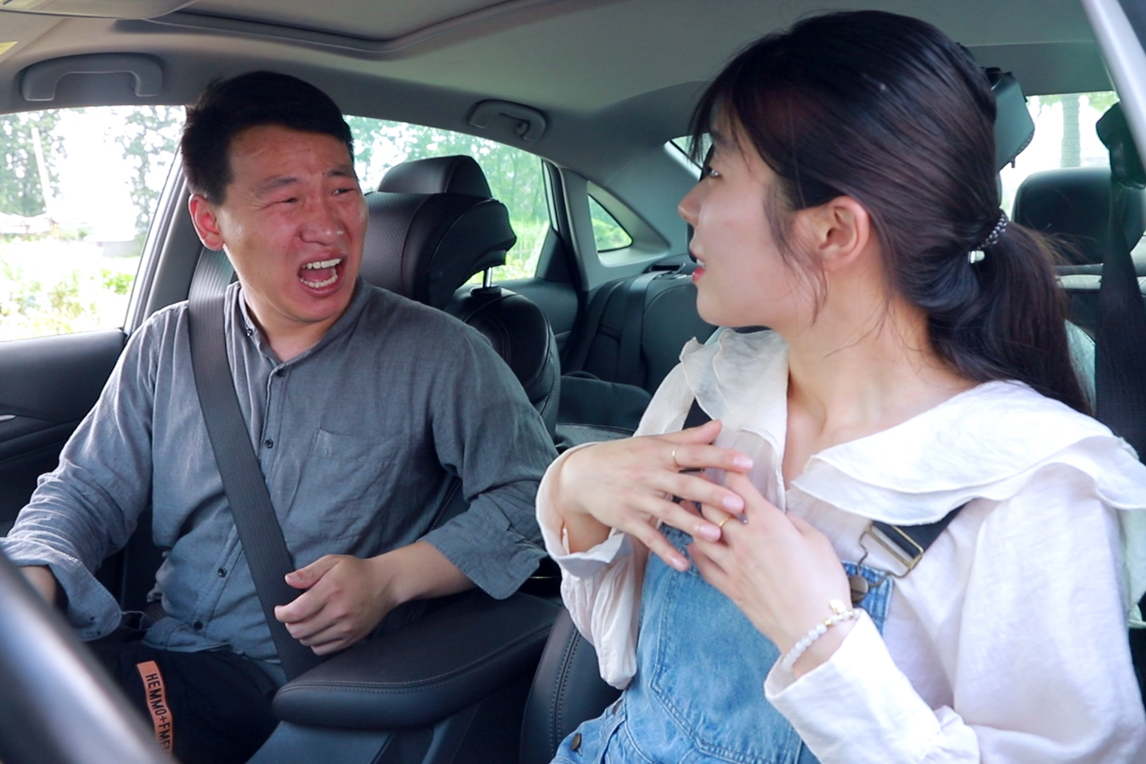 教练让女学员入档没想学员一顿神回复气得教练头昏真逗