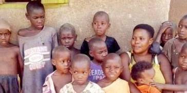 36岁就已生下44个孩子的非洲女人，恳求医生切除子宫，如今怎样？