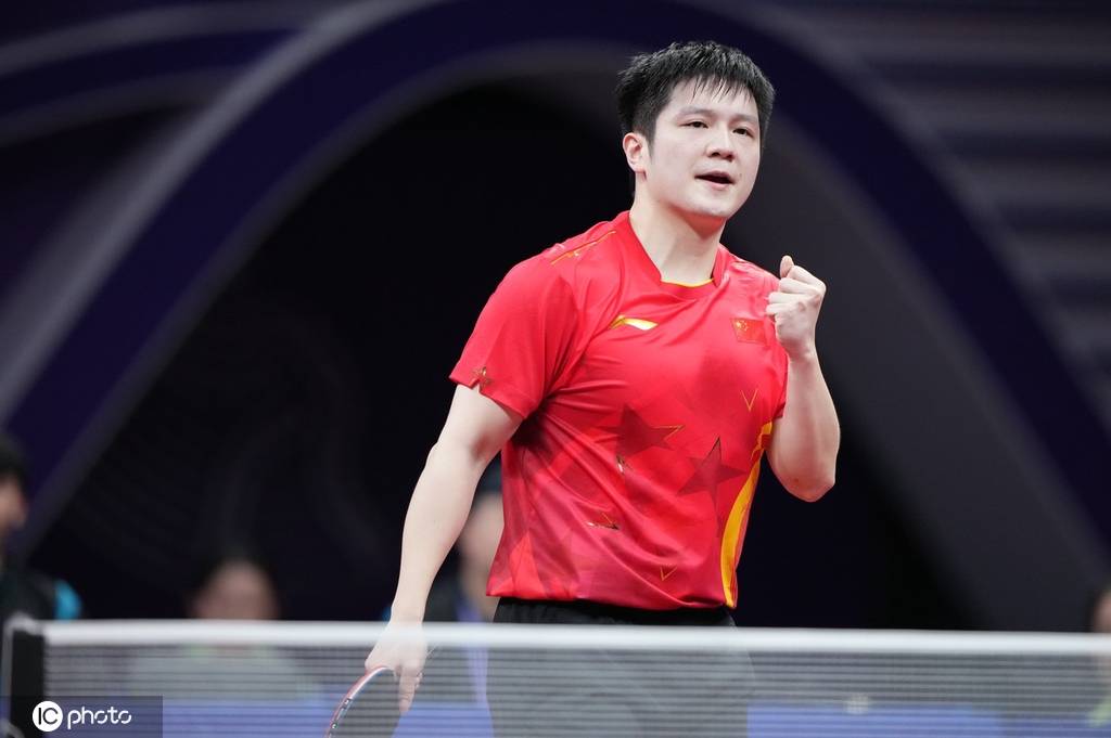 组图中国队晋级乒乓球男子团体决赛樊振东庆祝