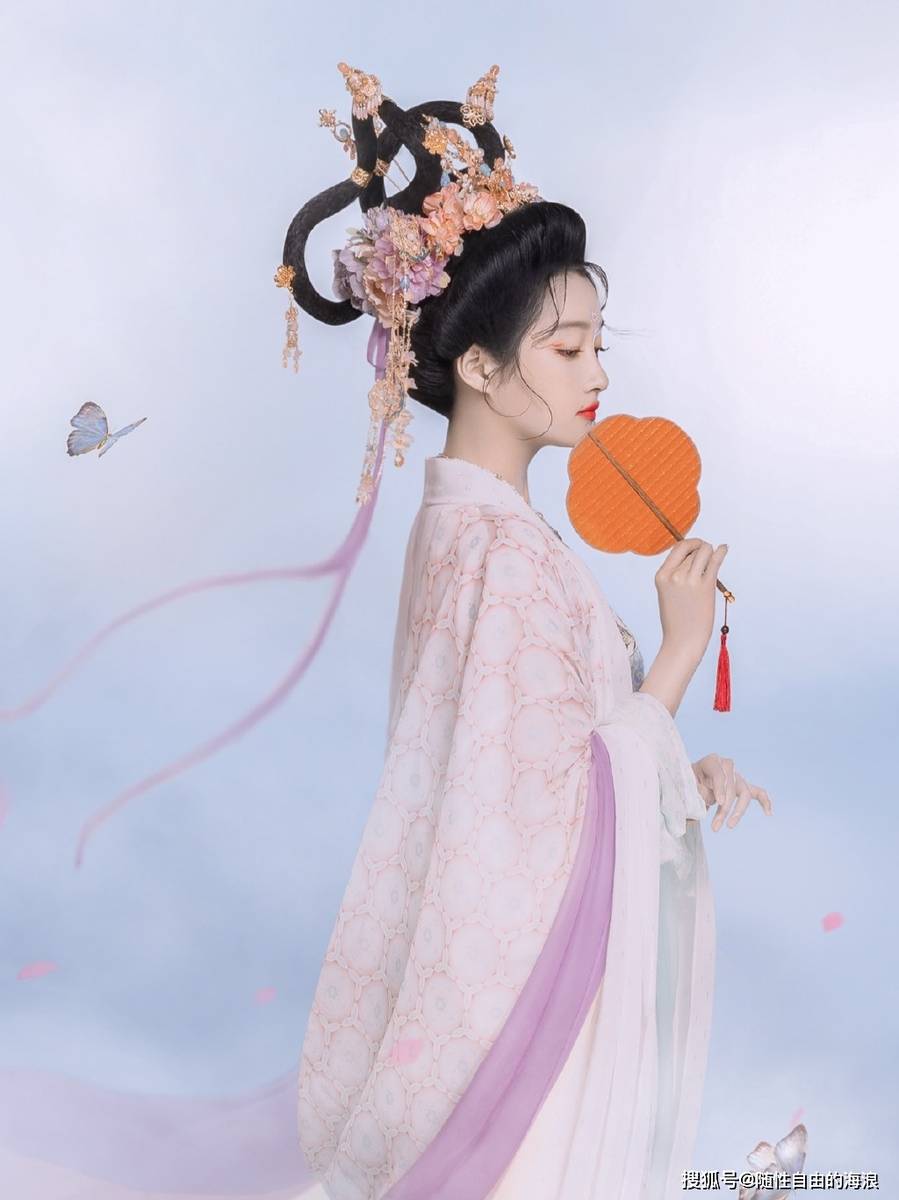 关晓彤国风百花妆古风写真真是令人惊艳