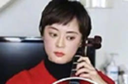 孙俪晒考大提琴照片 称脸烫像猴屁股