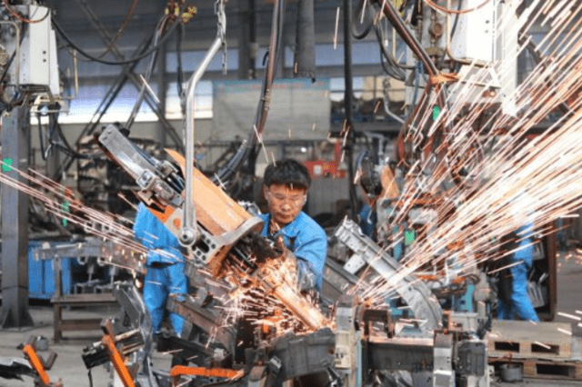 每年减负规模超4800亿元 哪些群体受益？