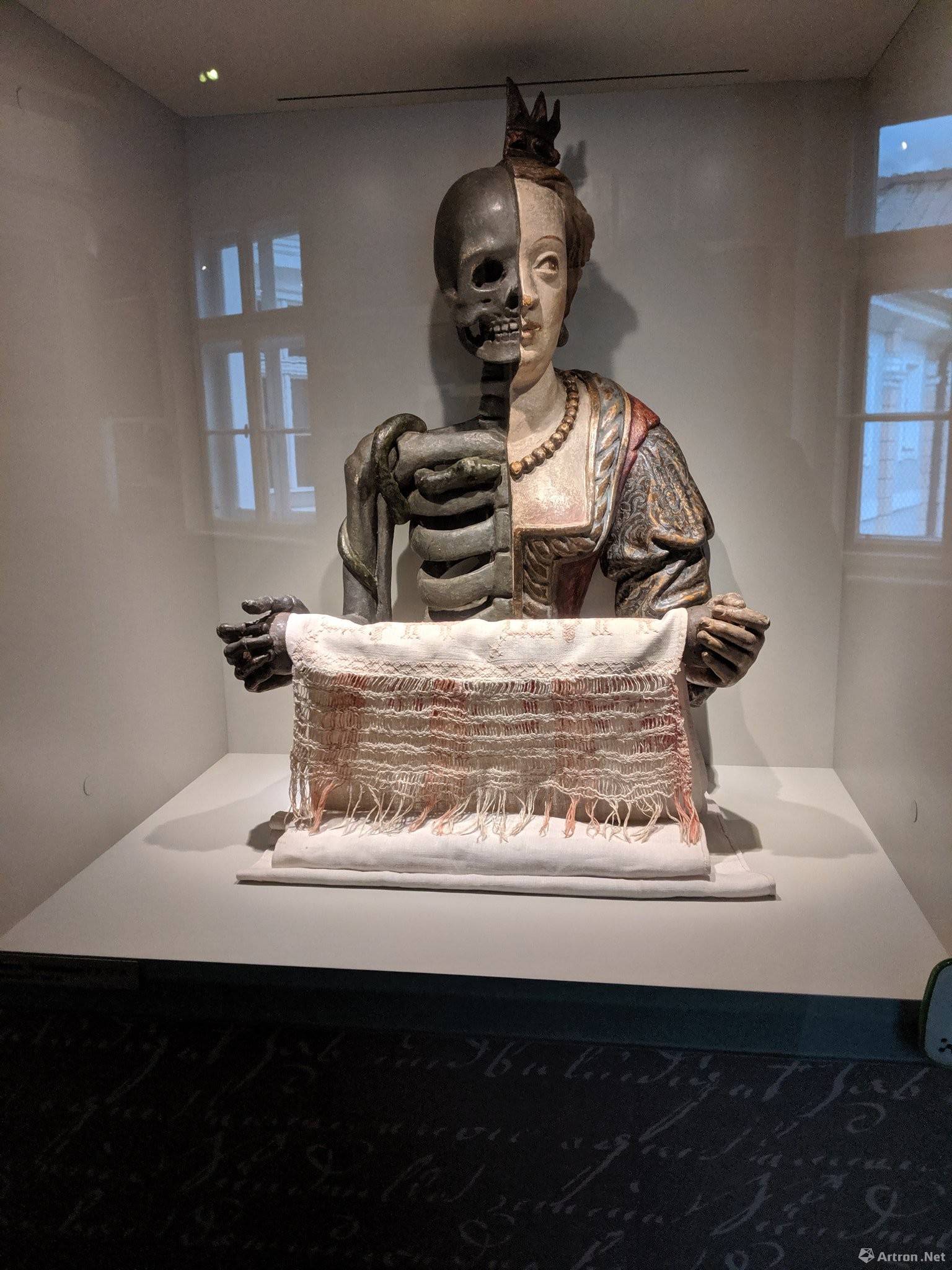 热点| 惊掉下巴!全球博物馆最诡异藏品大赏