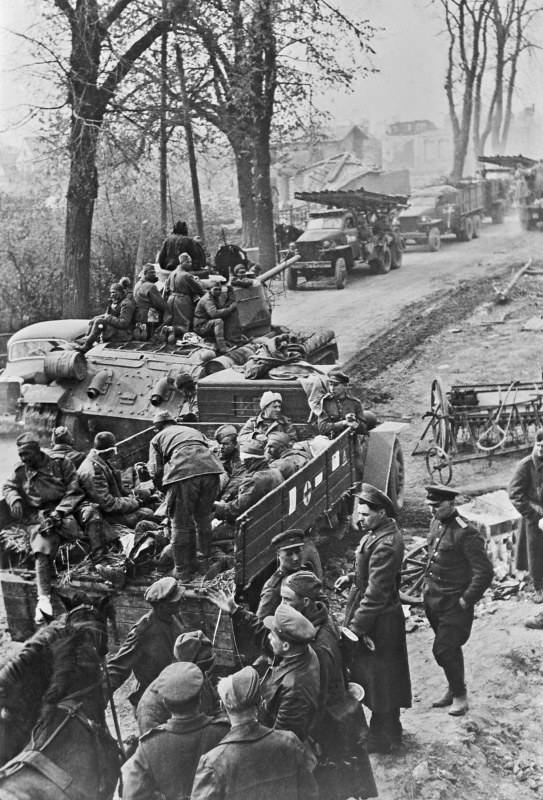 历史老照片:二战欧洲战场的最后几天