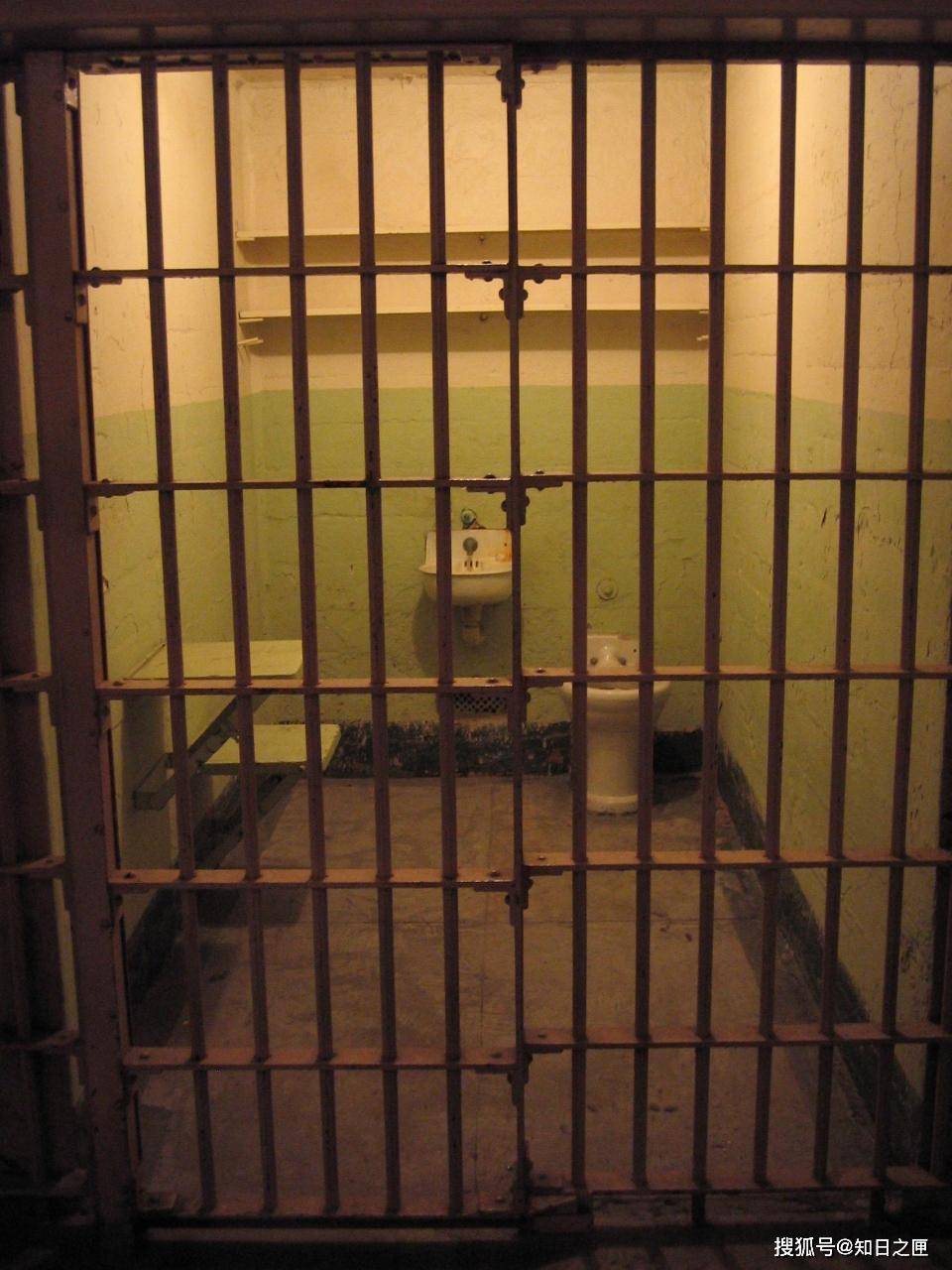 巴斯特托伊岛监狱图片