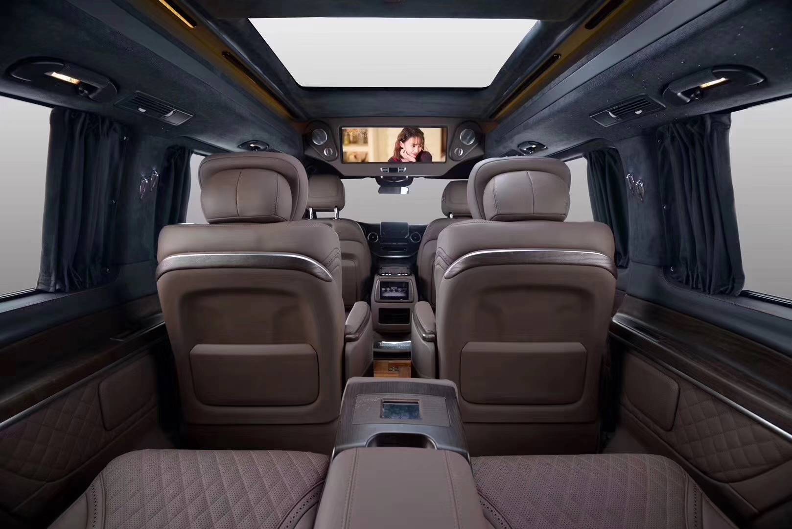 2020全新奔驰迈巴赫vs680 豪华7座私人定制商务房车