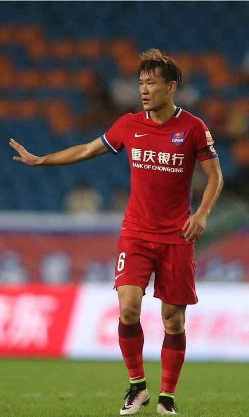 时隔4年王栋再破鲁能球门助力青岛黄海21击败山东鲁能